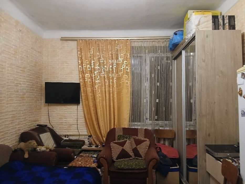 Продам кімнату в гуртожитку, Раково