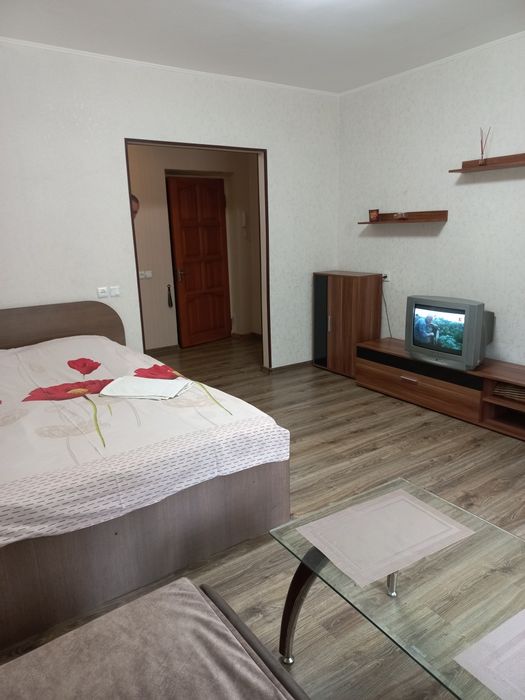 1ком.кв Пл.Б.Хмельницкого 900грн доба