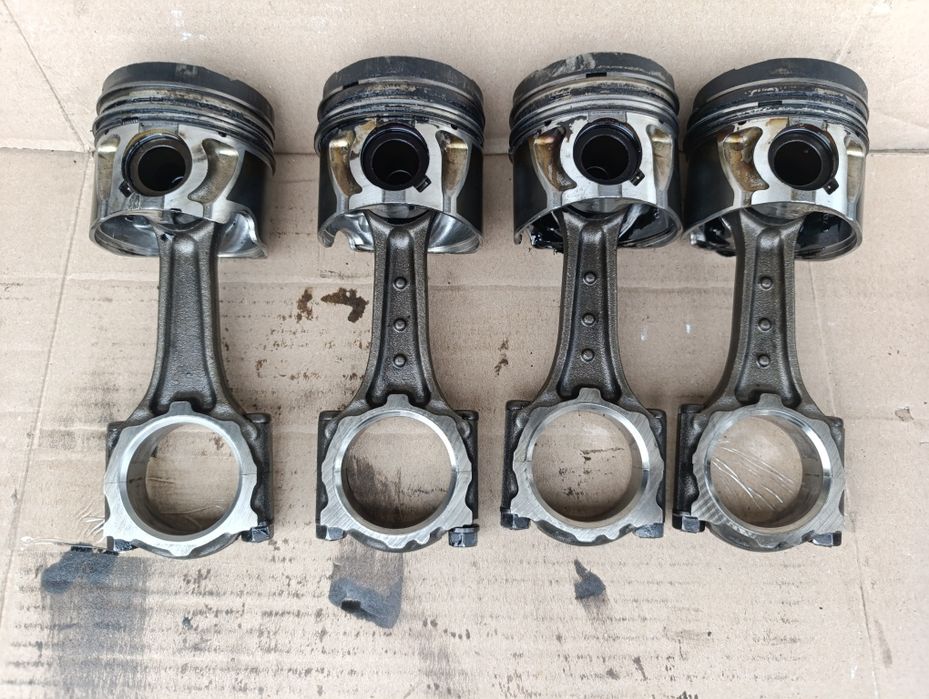 Шатун поршень 1.7 Cdti Opel Zafira Meriva Astra Combo