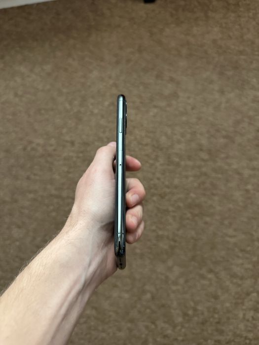 iPhone 11 pro max 256 gb Midnight Green