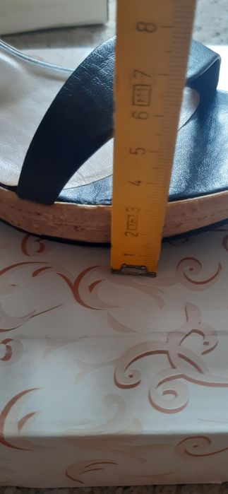 Sandały czarne na koturnie Lasocki 40