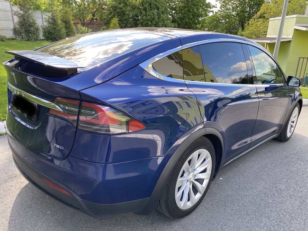 Tesla X 75D 2017