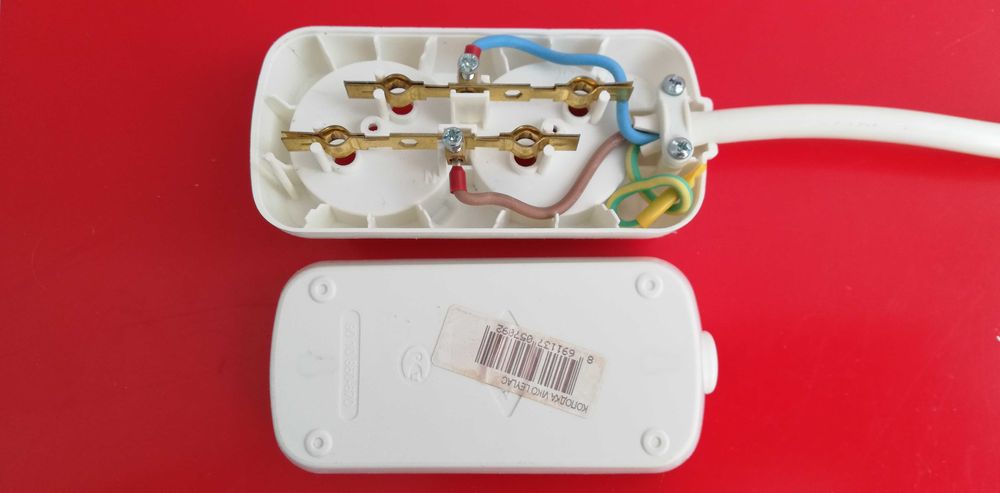 Удлинитель Viko HausMark SVEN OPTIMA PowerCoM 2-3-5-6 гнезд 3,5–1,3kW