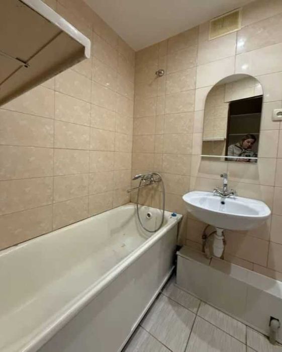 2 кім в ЦЕГЛІ середній поверх район ЛЕСІ УКРАІНКИ (ПУШКІНА) (718565)