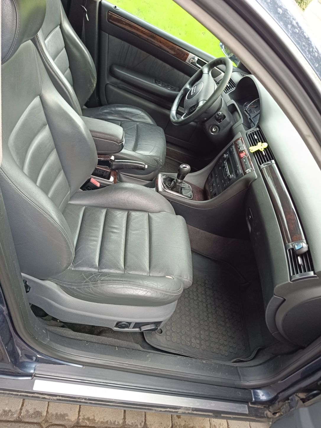Audi A6 C5 2002 hak