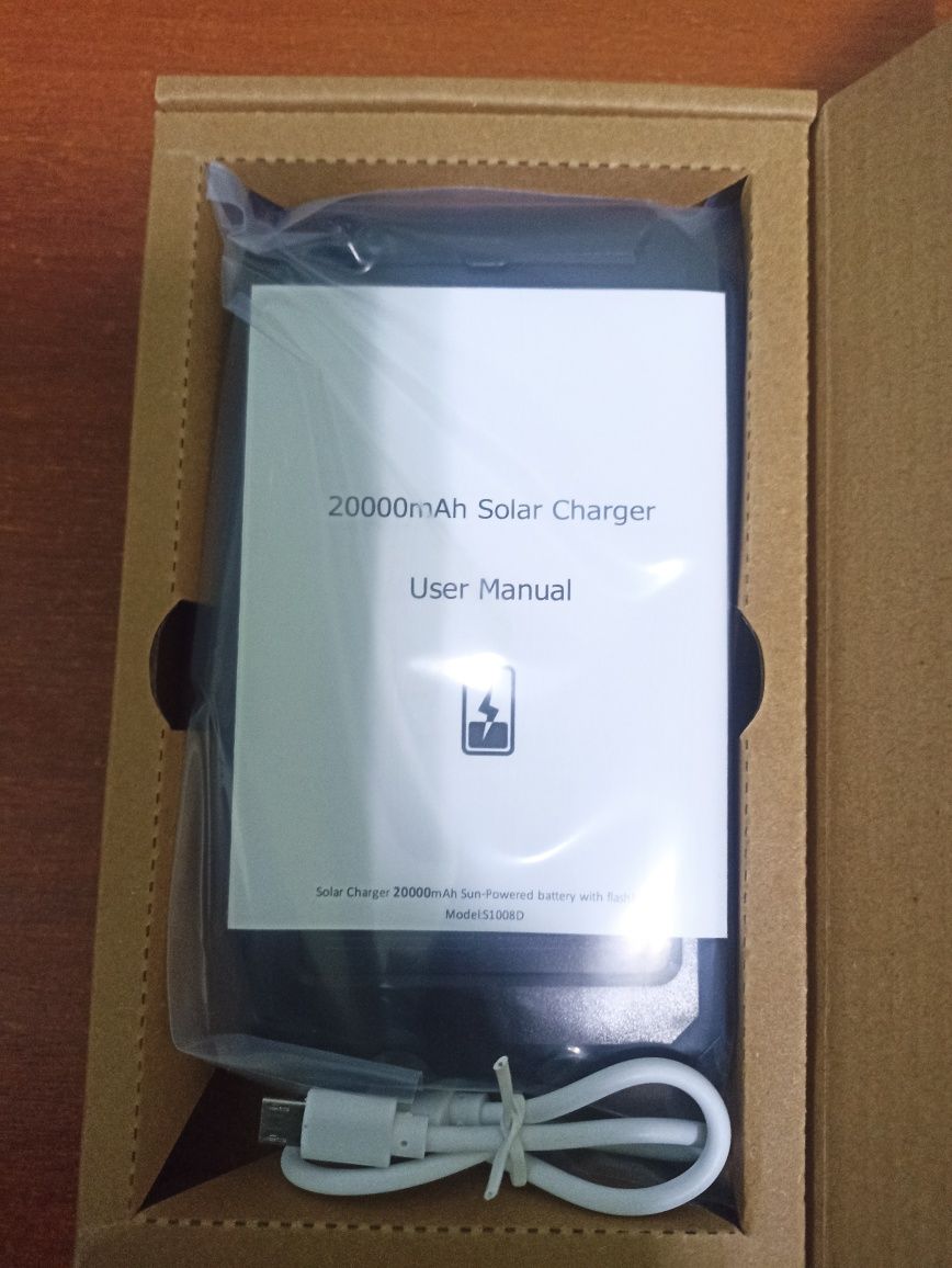 Павербанк Броньований сонячний POWER BANK SOLAR 20000 МАЧ, ЧЕРНИЙ, 2 X