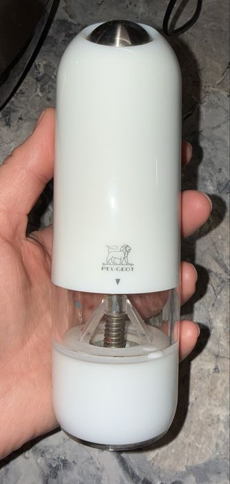 Млин для перцю Peugeot Alaska 17 см