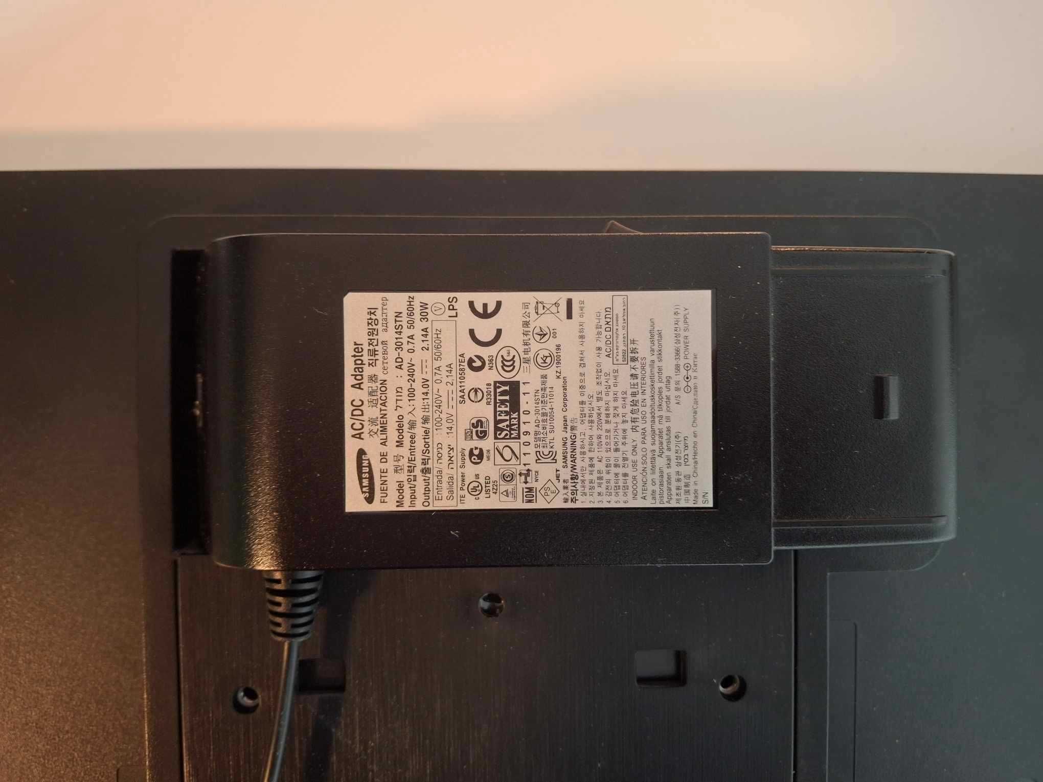 Monitor  Samsung Syncmaster SA200