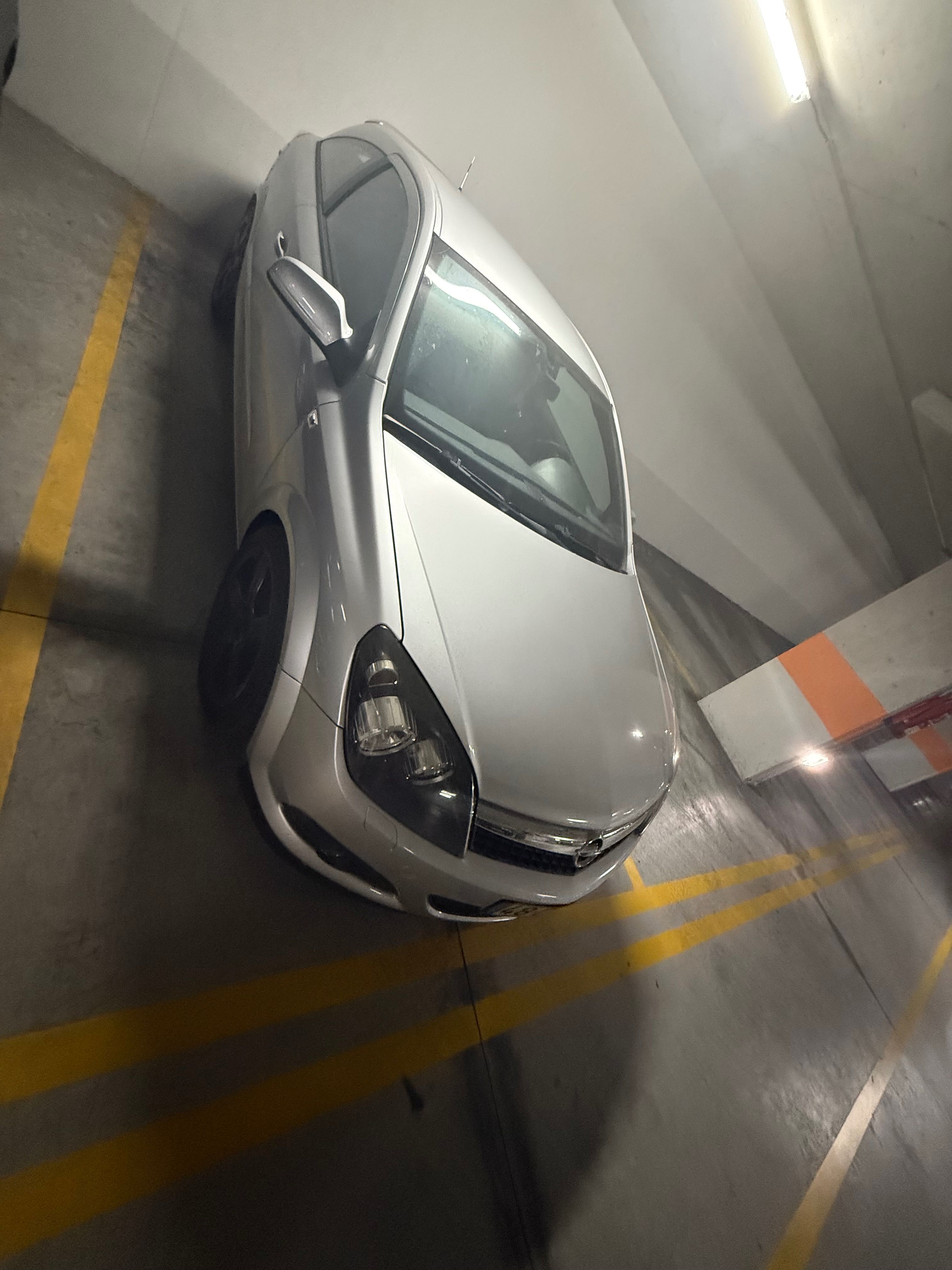 Opel Astra GTC 1.6