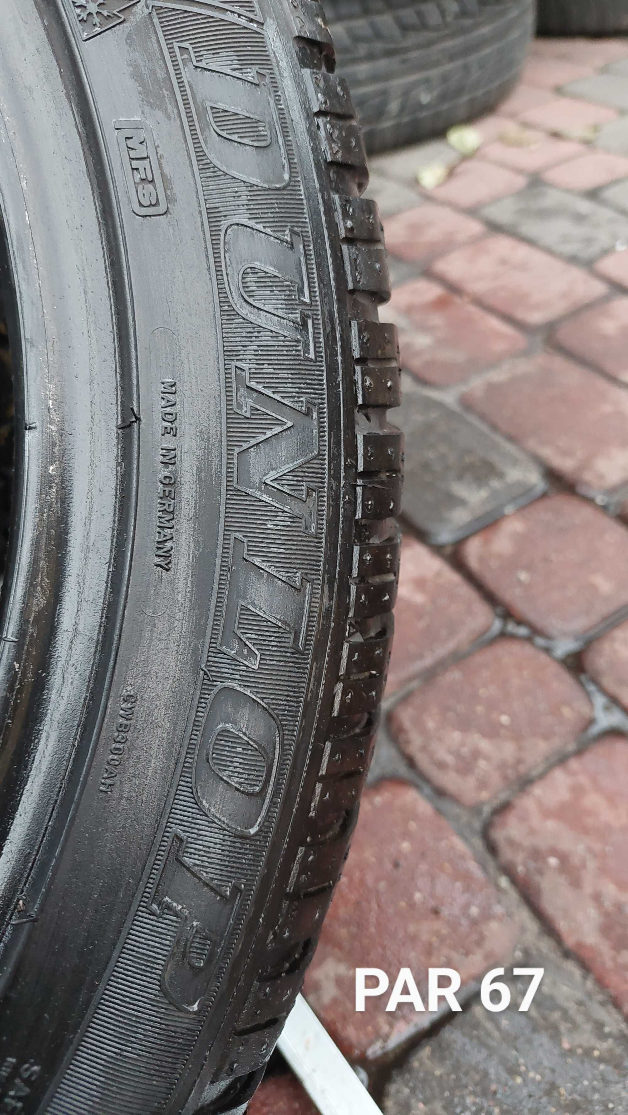 Opony zimowe 2szt. Dunlop SP Winter Sport 3D 245/45/19 par 67