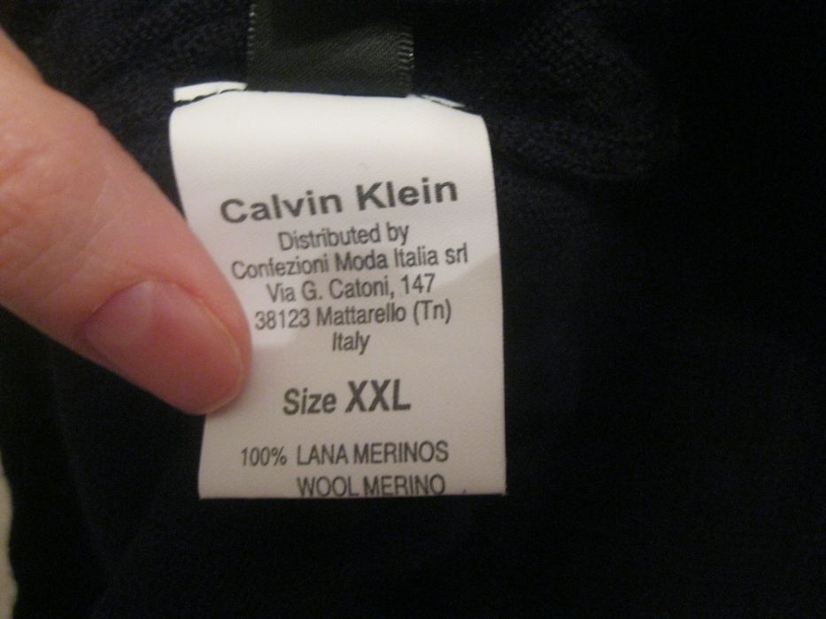 Продам пуловер свитер Calvin Klein