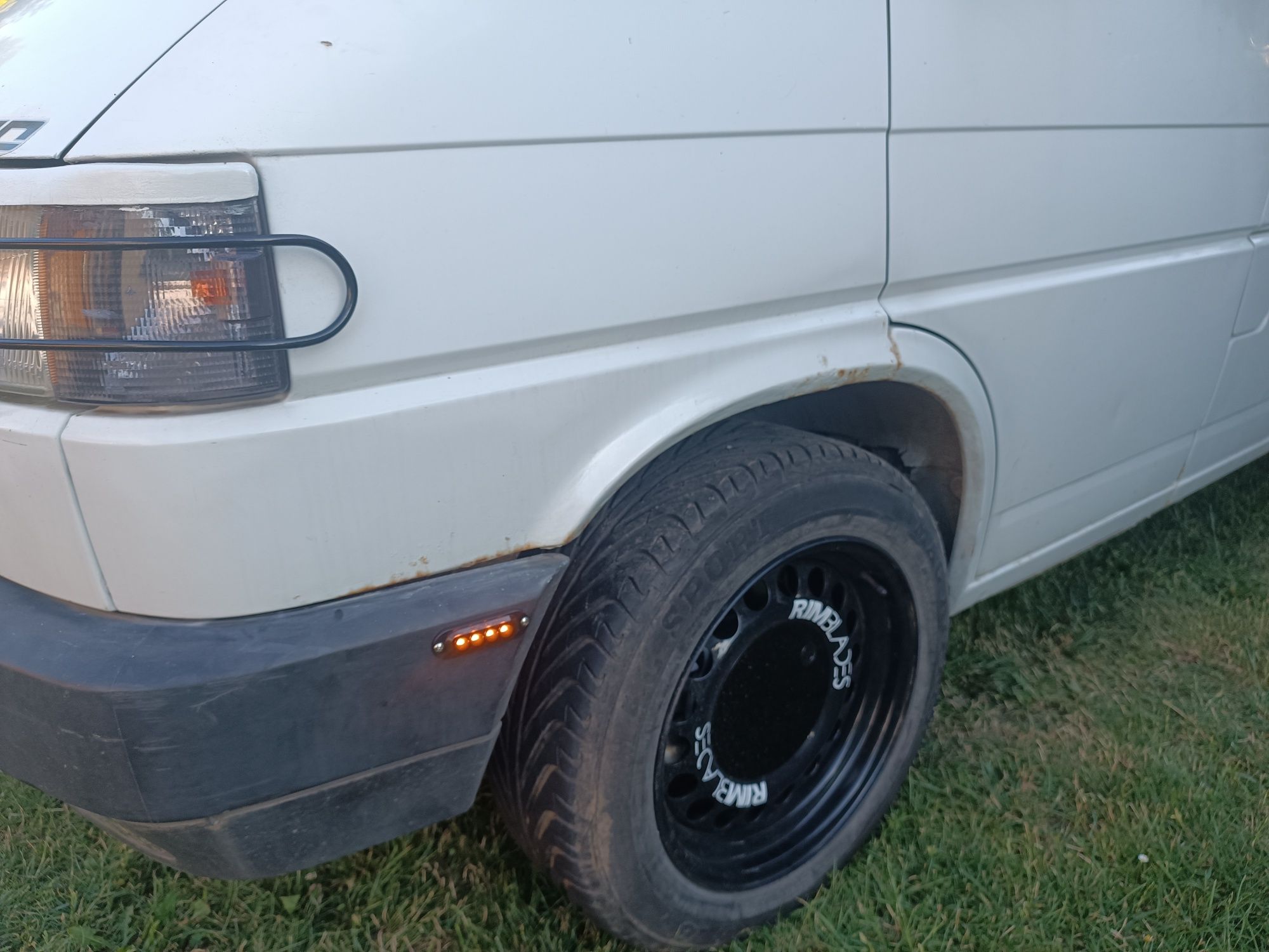 Nakładki na nadkola VW T4 TRANSPORTER 4szt