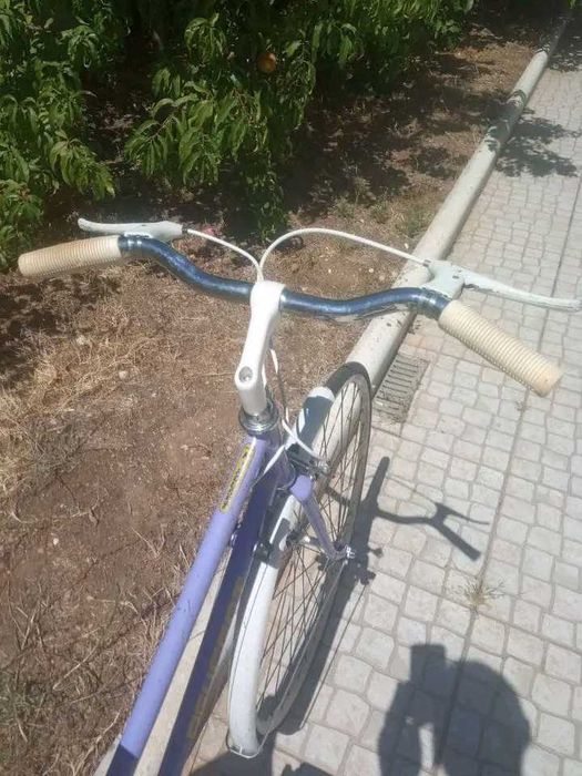 Bicicleta Peugeot Cassis vintage mixte roxa roda 28 700 chromoly
Tam50