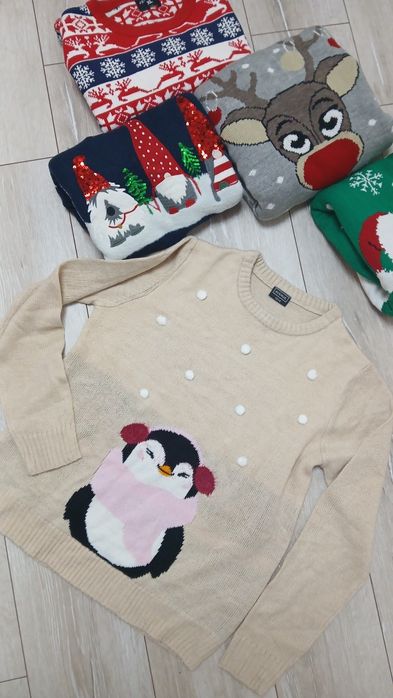 Светри новорічні універсальні
