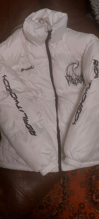 Продам куртку зимову унісекс