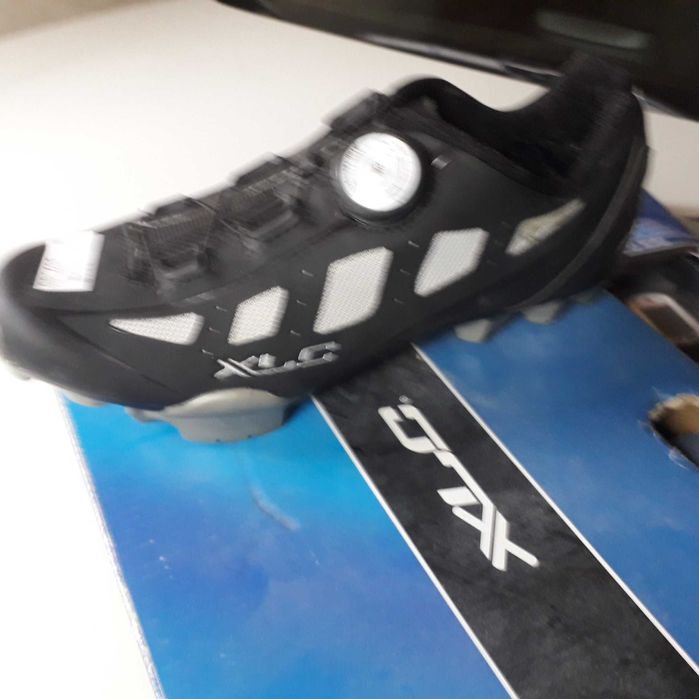 Tanio Nowe Buty wpinane w pedały XLC roz.38