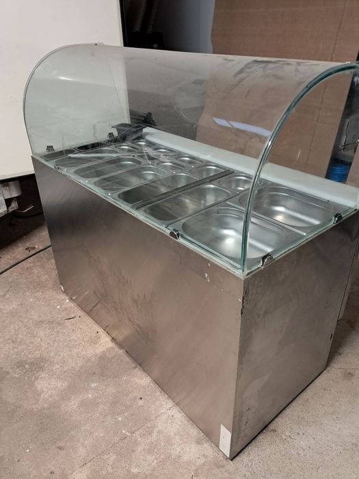 Saladete com 3 portas de frio