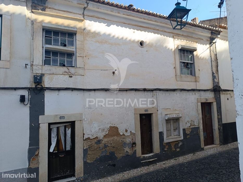 Invista no coração de Estremoz — Alentejo, Portugal!