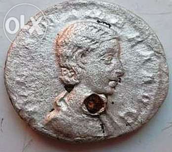 Продам древнеримский редкий денарий Юлии Мамеи (185–235 годы)- серебро