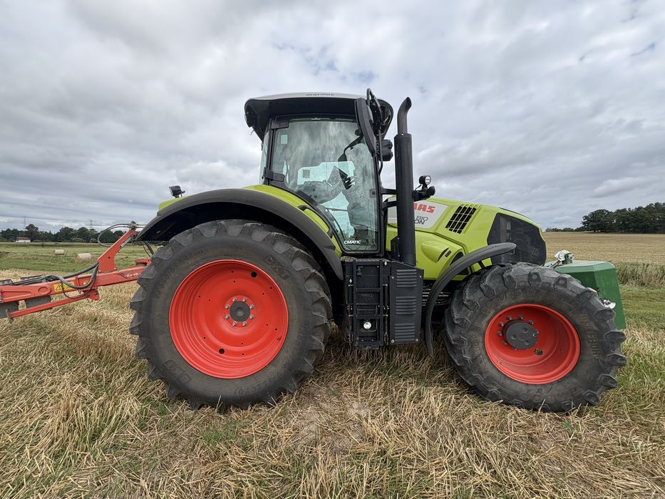 Claas Axion 810