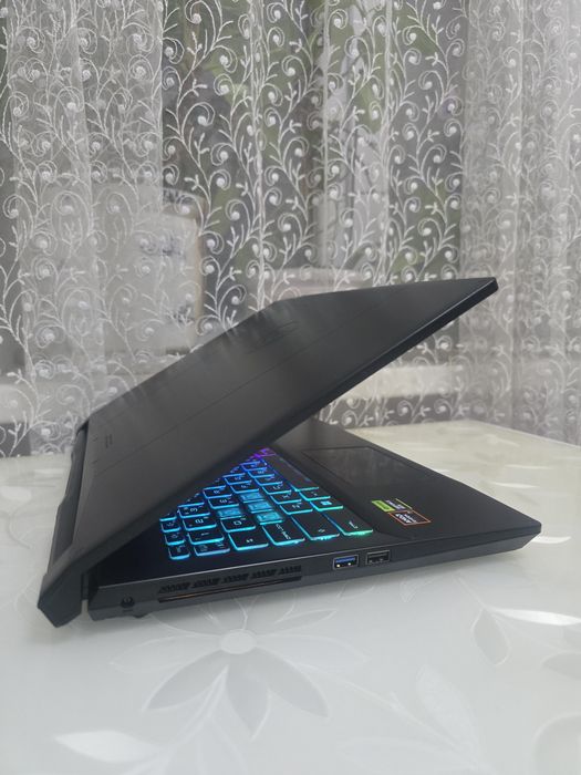 Новий MSi/2K 165Hz/Ryzen 7 8845HS/RTX4060 8GB/DDR5:16GB/SSD:1TB