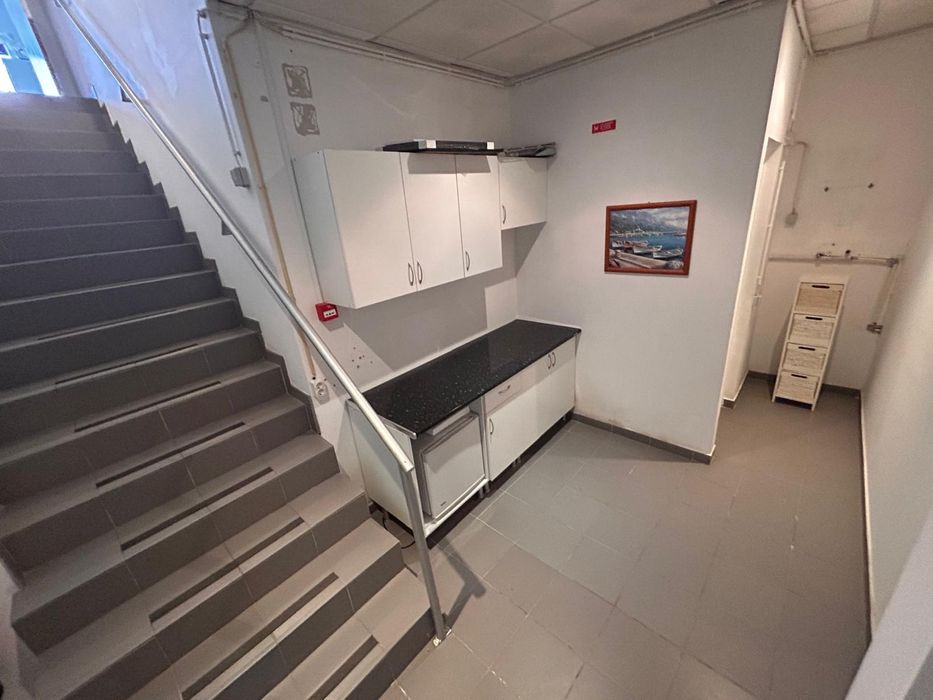 Alugo loja comercial em Albufeira