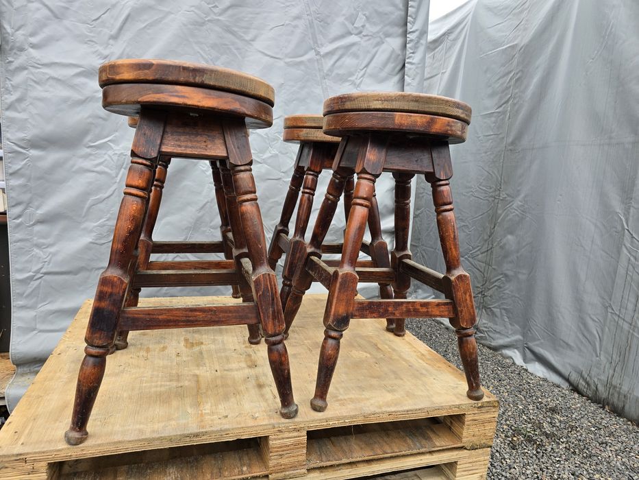 Hokery stołki krzesła barowe