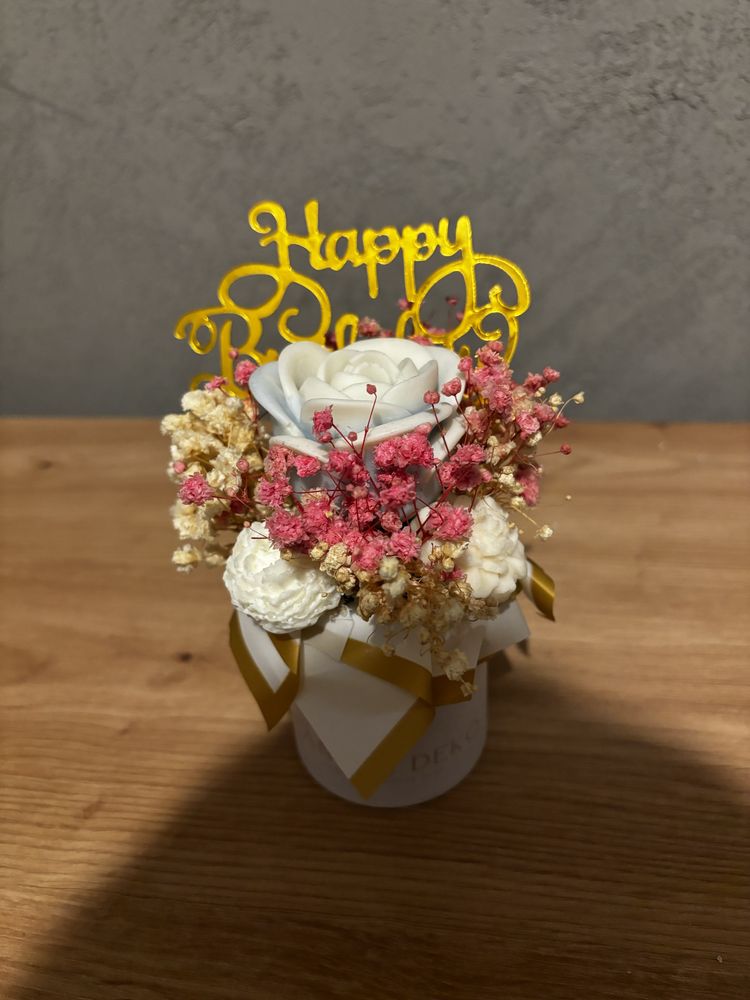 Flower Box świece sojowe idealne na prezent