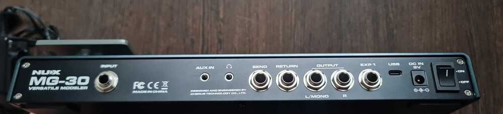 NUX MG-30 - Cyfrowy multiefekt gitarowy