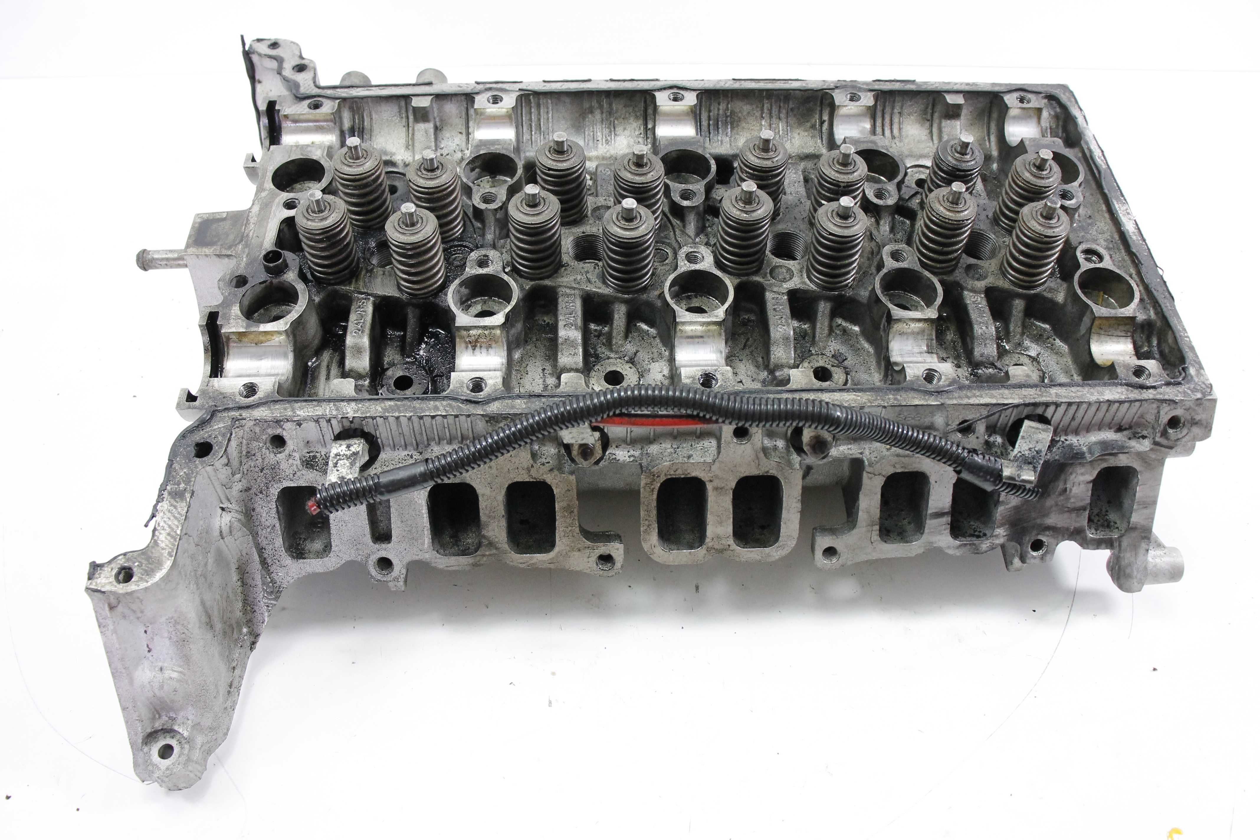Ford Transit mk6 2.4 tddi di 00-05 głowica zawory