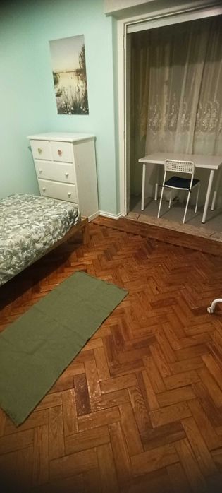 Quartos para estudantes/ profissionais deslocados.
