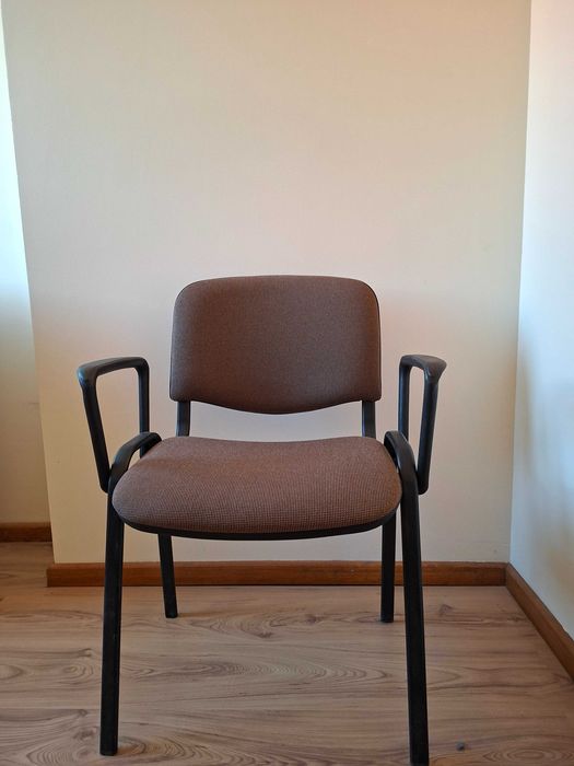 Krzesło biurowe, konferencyjne, tapicerka materiałowa, jak nowe