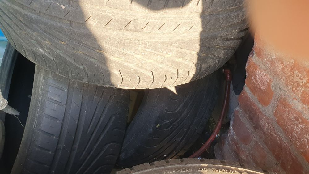 R17 215/45 УНІРОЯЛЬ