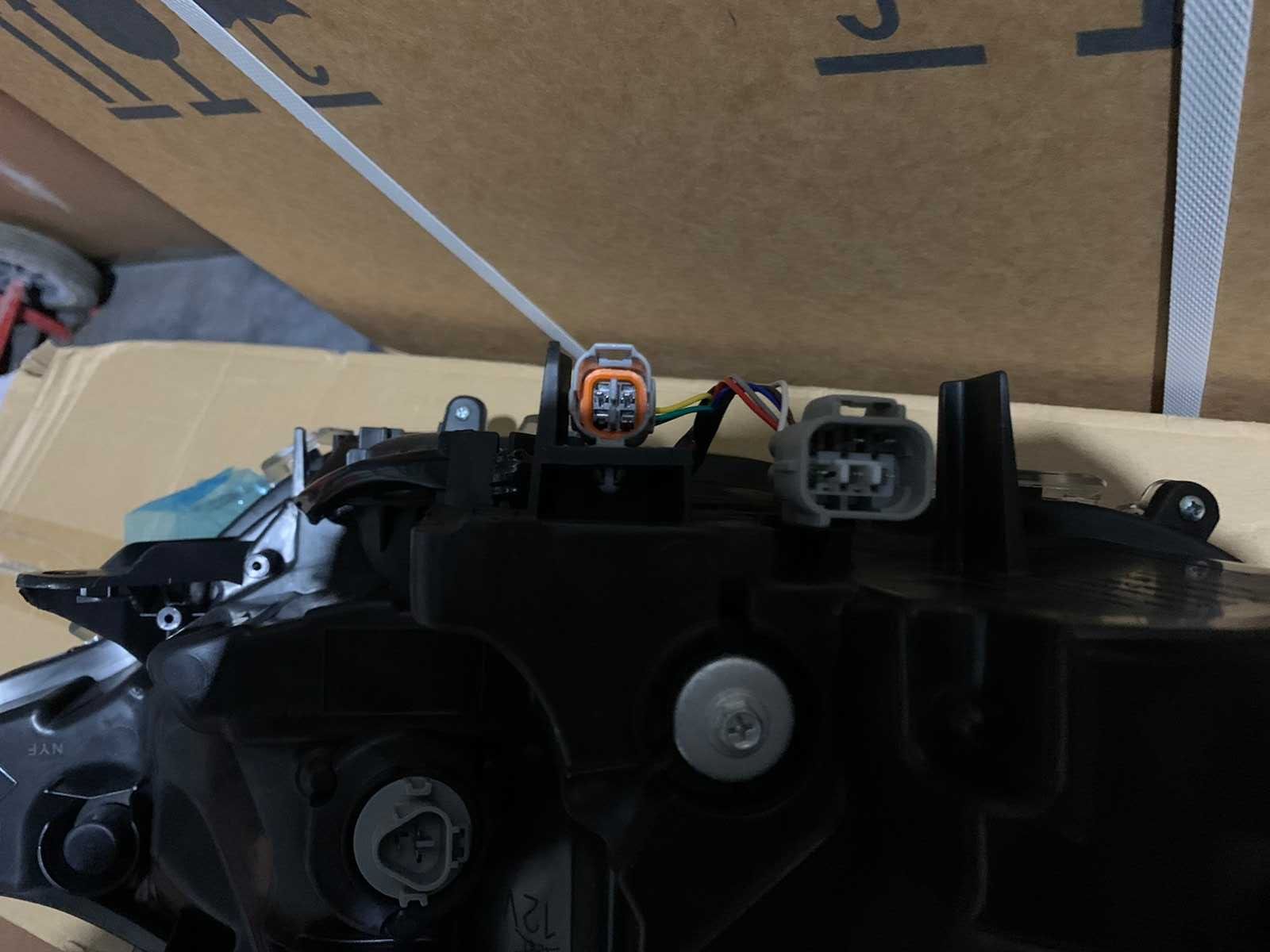 Toyota Rav4 Фара левая гибрид  2019 2020 2021  81150-0R162