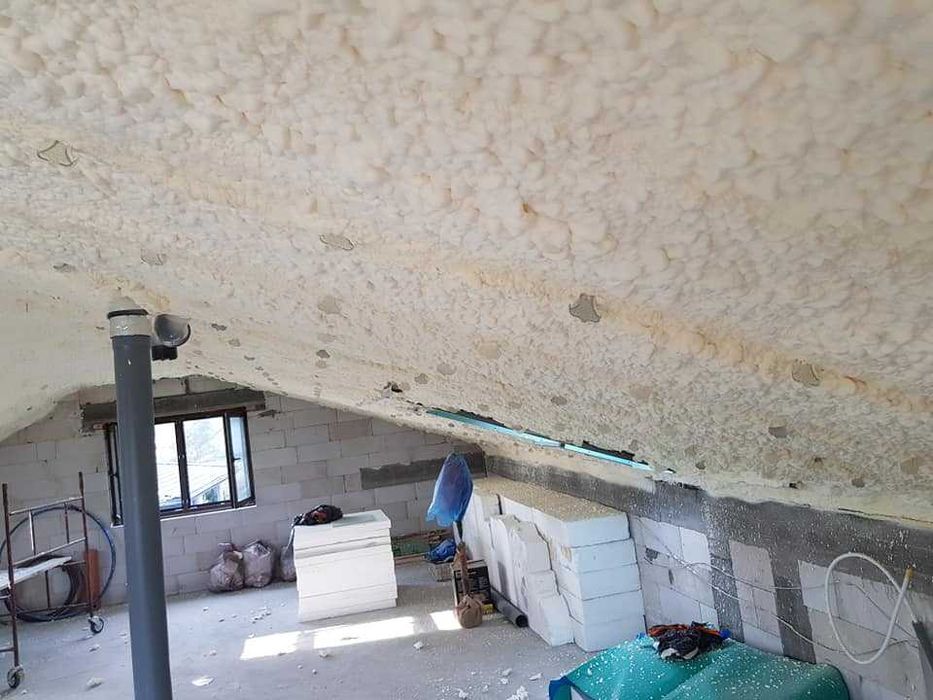 Ocieplanie Ocieplenie Izolacja dachu poddasza ścian pianka piana PUR