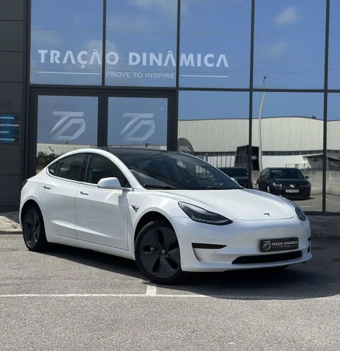 Tesla Model 3 Standard Range Plus RWD