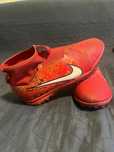 Продам дитячі сороконожки Nike 33р.
