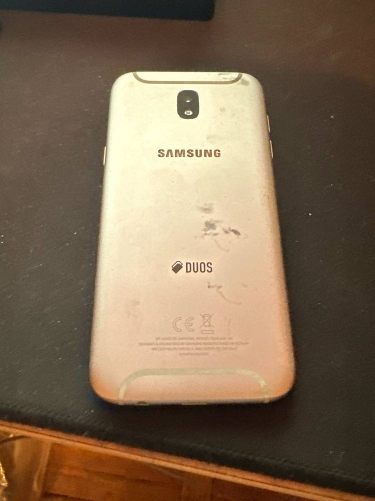 samsung G530 f телефон