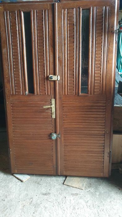 Drzwi zewnętrzne dębowe