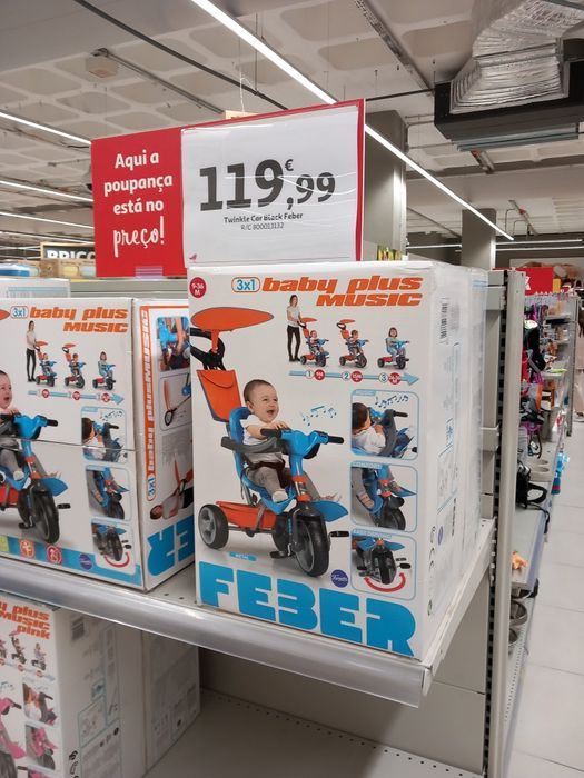 Triciclo feber usado