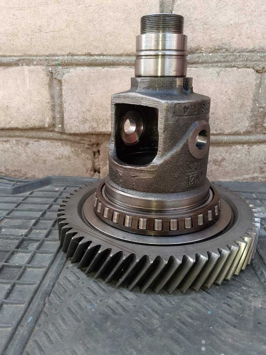 Диференціал КПП 15x61 зубів JC7000 JC7001 Дифференциал 15 61 зуб