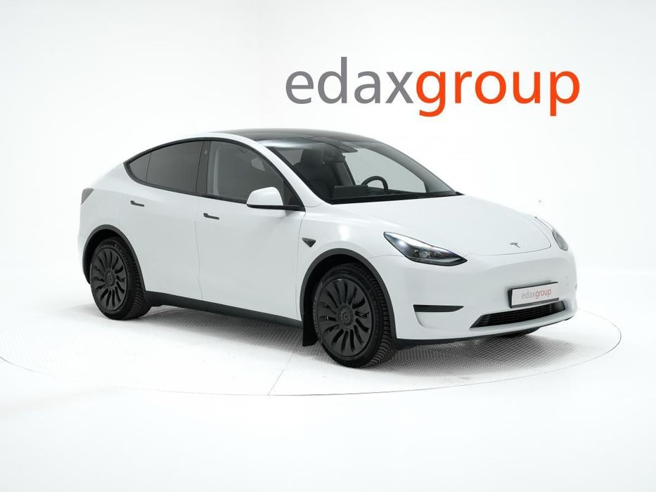 Tesla Model Y RWD