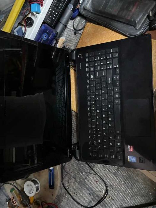 Toshiba Satellite L50-B-127 Para Peças