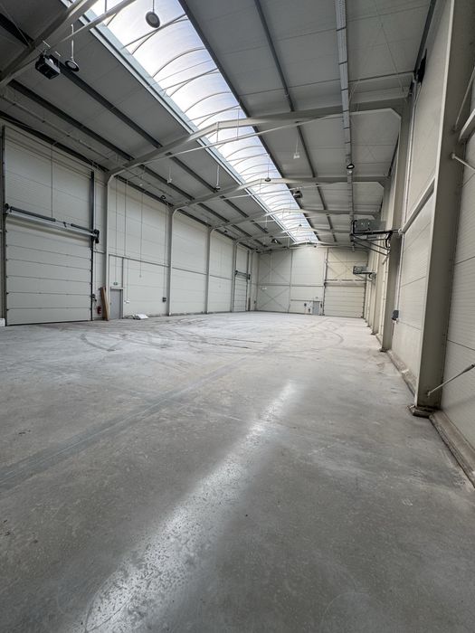 Hala Magazyn Produkcja Biuro 3 km od Warszawy droga wojewódzka