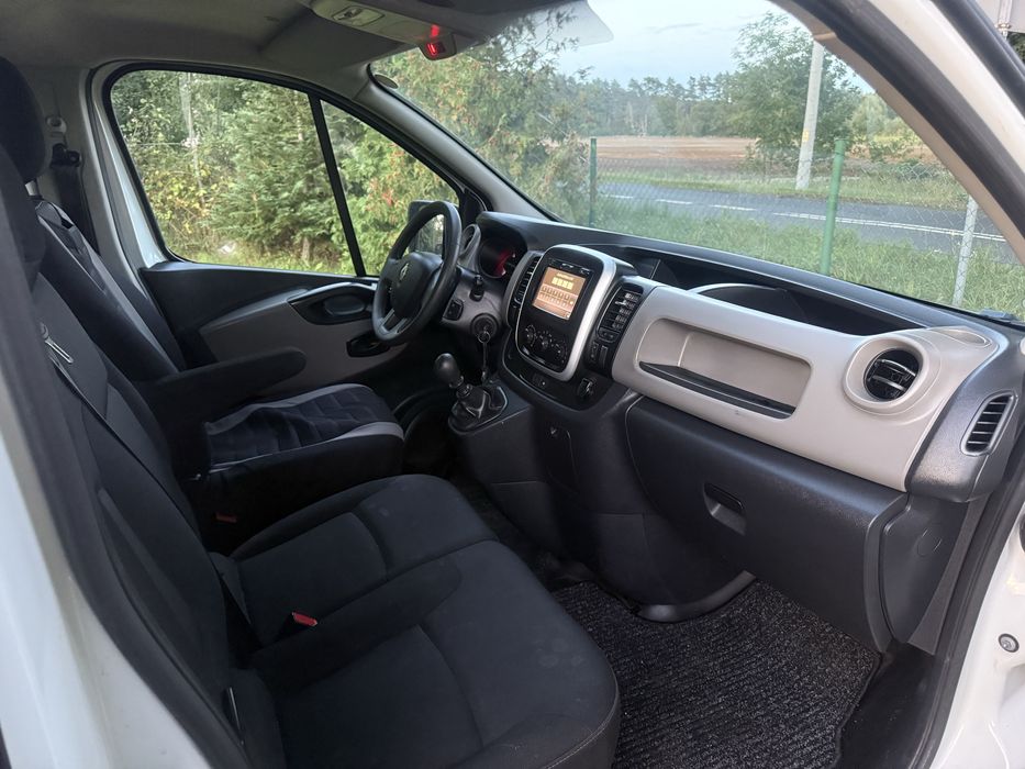 Renault Trafic Warty uwagi! Rezerwacja