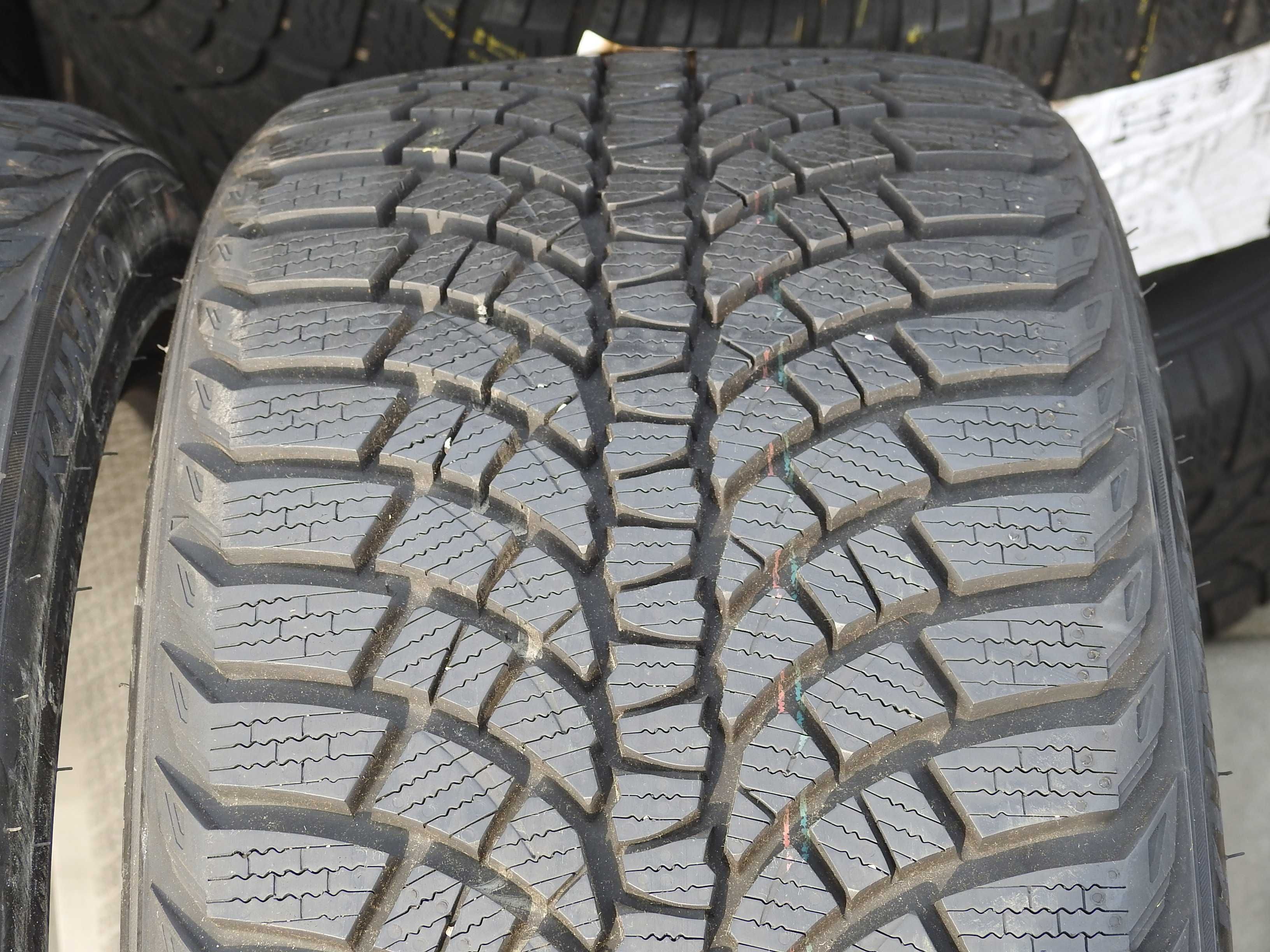 2x Kumho Wintercraft WP71 235/40r19 92V 20rok Nowe demo