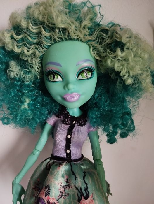 Lalka Monster High Honey Swamp