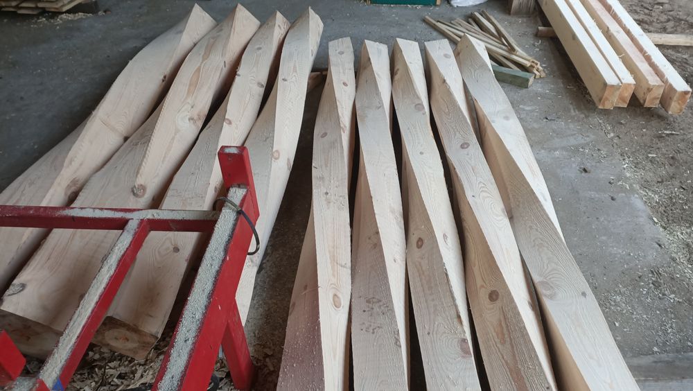 Bale  skręcane drewniane