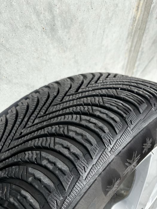4x felgi aluminiowe 16” z oponami zima 215/60 99H Michelin Alpin