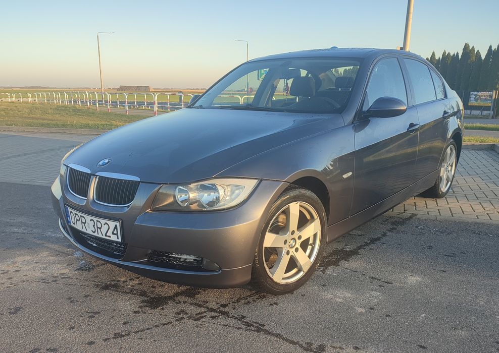 Sprzedam  BMW  318 E90